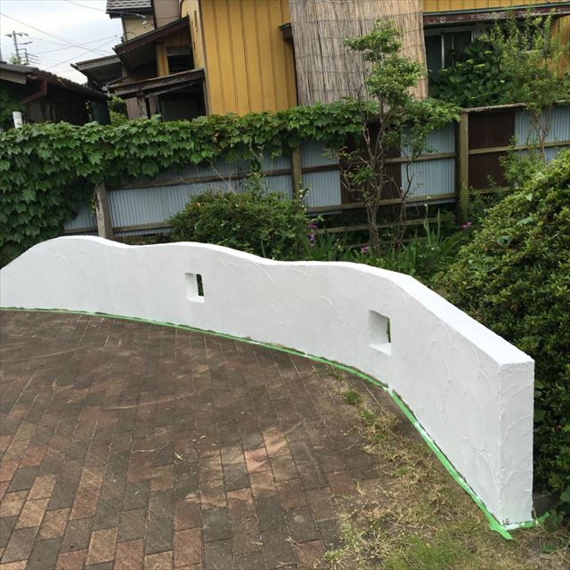 塀下塗り完了20190415