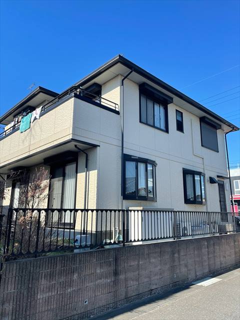 龍ヶ崎市で現場調査の後 シーリングの打ち替えと外壁のパッチをおこないました 土浦 かすみがうら 石岡市で外壁 屋根塗装なら街の外壁塗装やさん